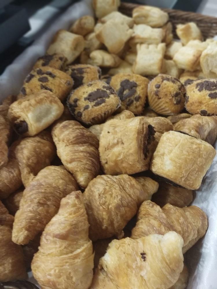 فندق كليوباترا سبا يوريت دي مار المظهر الخارجي الصورة
