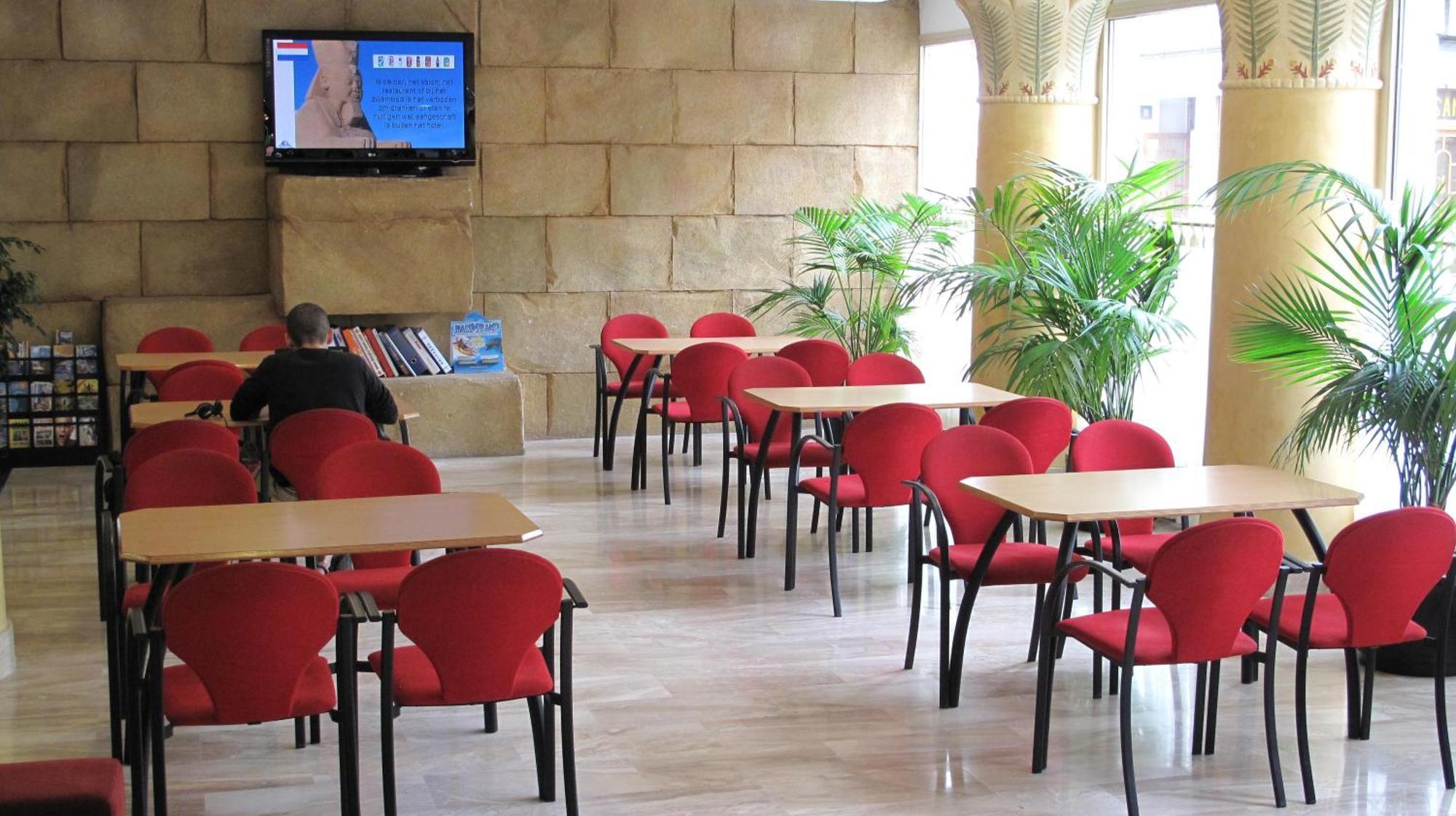 فندق كليوباترا سبا يوريت دي مار المظهر الخارجي الصورة